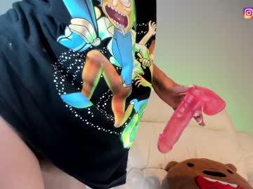 girl
        nezo_ cam image #172777