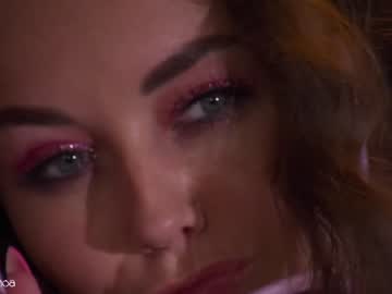 girl
        lettymoa cam image #1579133