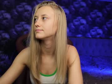 girl
        angeellina cam image #468316