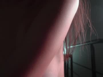 girl
        mystikei cam image #666212