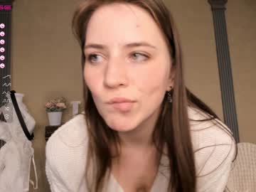 girl
        kaitlynleea cam image #669427