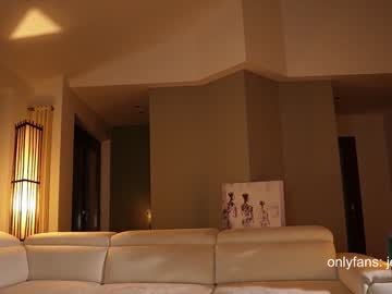 girl
        therealbonnieclydex cam image #2058397