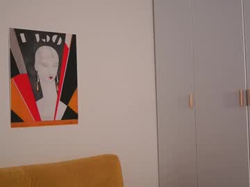 girl
        seulbi cam image #4201131