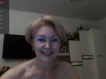 girl
        jasmin18v cam image #1869799