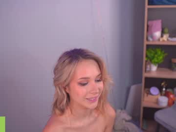 girl
        telladreamer_ cam image #3732535