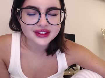 girl
        playnofuckinggames cam image #1081094