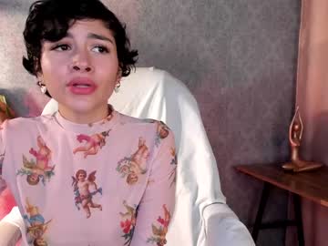 girl
        oh_holly cam image #2600773
