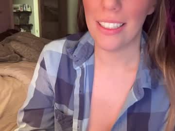 girl
        mommyofyourdreams cam image #3932233