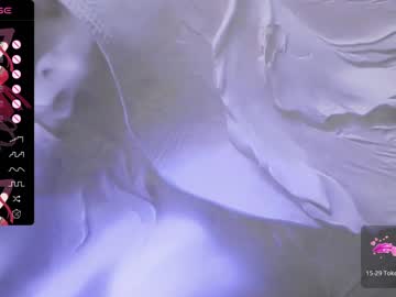 girl
        xenomy cam image #2441484