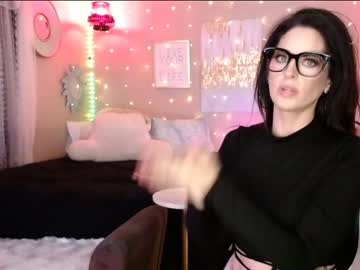 girl
        milf_lacey cam image #1597605