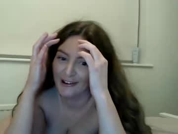 girl
        lovelavender_ cam image #4227168
