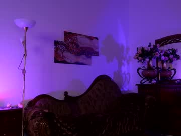girl
        jessiccaburns cam image #1785841