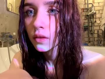 girl
        alluring_vibes_69 cam image #4485816