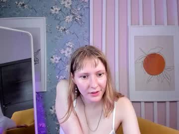 girl
        rina_chill cam image #1299821
