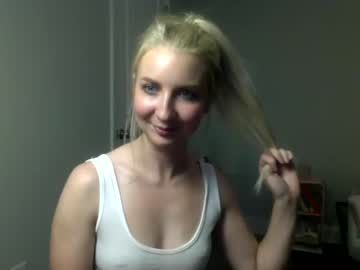 girl
        littlelanaxo cam image #2431948