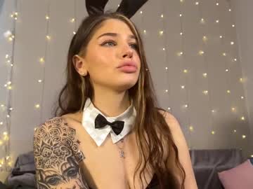 girl
        anna_six cam image #4233263