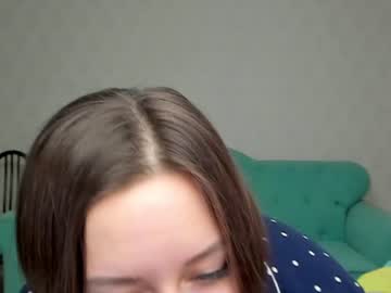 girl
        angelochek_ cam image #451120
