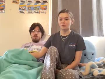 couple
        feetpirincess69 cam image #2004473