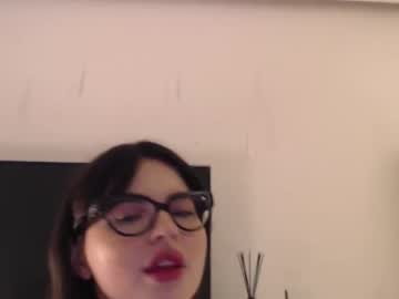 girl
        playnofuckinggames cam image #1938415
