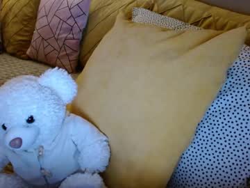 girl
        juicy_peach88 cam image #62939