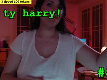 girl
        mila_ cam image #3032373