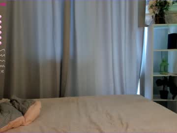 girl
        francesdonna cam image #1231521