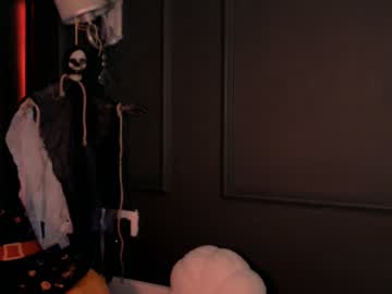 girl
        aimeclarks cam image #1820140
