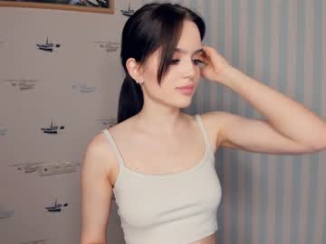 girl
        fannyhaviland cam image #2410062