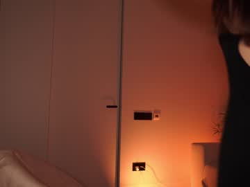 girl
        ms_seductive cam image #2808722