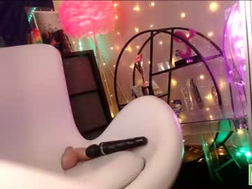 girl
        milf_lacey cam image #2451059