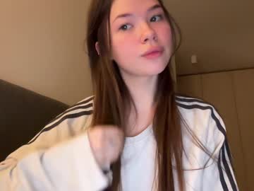 girl
        eternal_infinite cam image #3943393