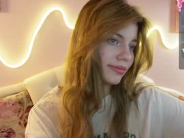 girl
        victoriabeverly cam image #3923349