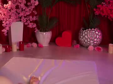 girl
        kittycaitlin cam image #4118003