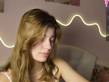 girl
        victoriabeverly cam image #4008744