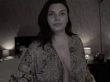 girl
        karrin cam image #3433992