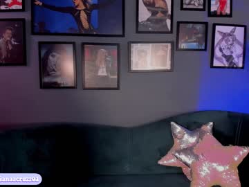 girl
        mariannacruzz cam image #74409