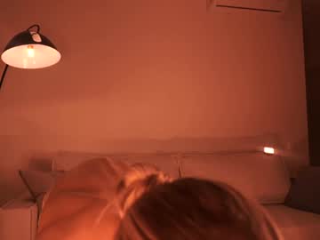 girl
        shiningstarrr cam image #3978571