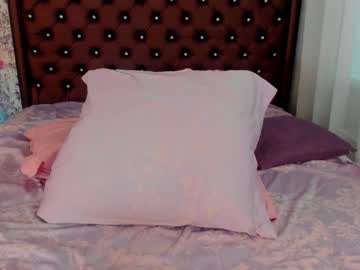 girl
        angelina_new cam image #551563