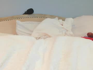 girl
        eatmygingersnapps cam image #3038282