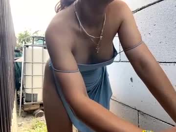 girl
        nyconik cam image #3041991