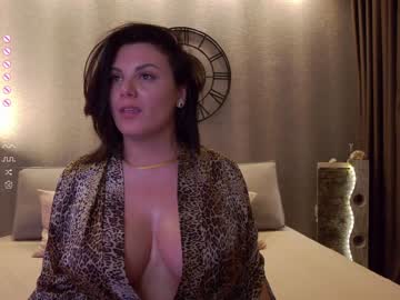 girl
        karrin cam image #1732001