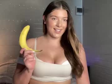 girl
        millie333x cam image #4438519
