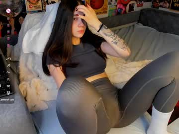 girl
        flirtykitty_ cam image #4169931