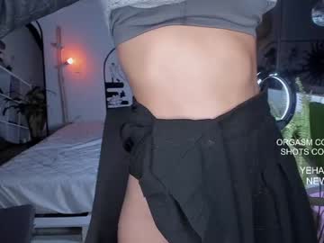 girl
        lonelly_lolly98 cam image #517211
