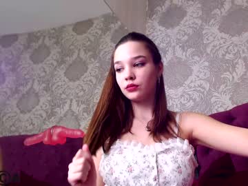 girl
        lilith_shy cam image #782768