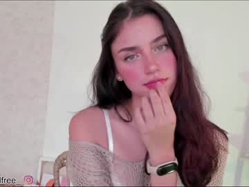 girl
        grettabenett_ cam image #888997