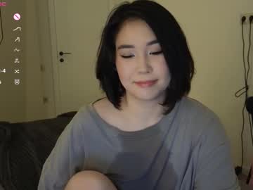 girl
        ki_mi cam image #4096221