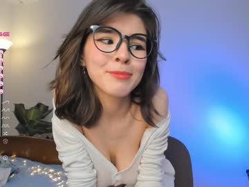 girl
        hodgesalice cam image #453516