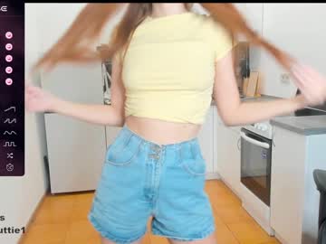 girl
        gingercuttie cam image #2765474