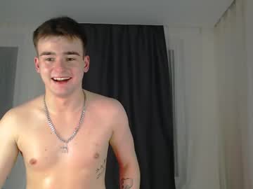 couple
        your_molly_mark cam image #4106375